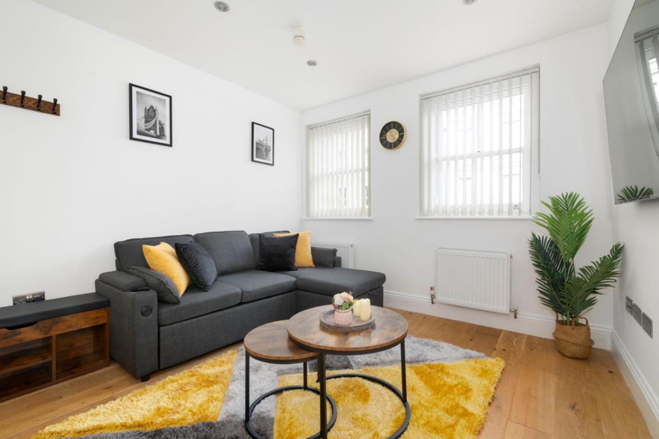 Shoreditch 1br Luxury Balcony Sleeps 4 *